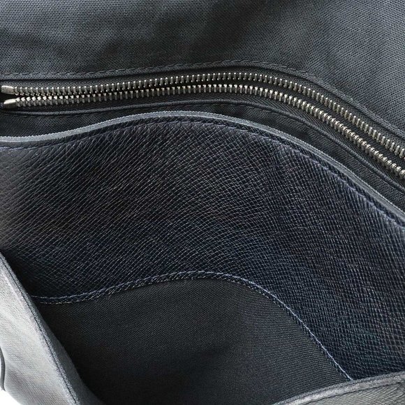 LOUIS VUITTON Taiga Roman PM Shoulder Bag Leather Bol Dark Navy M32699 - Picture 9 of 10